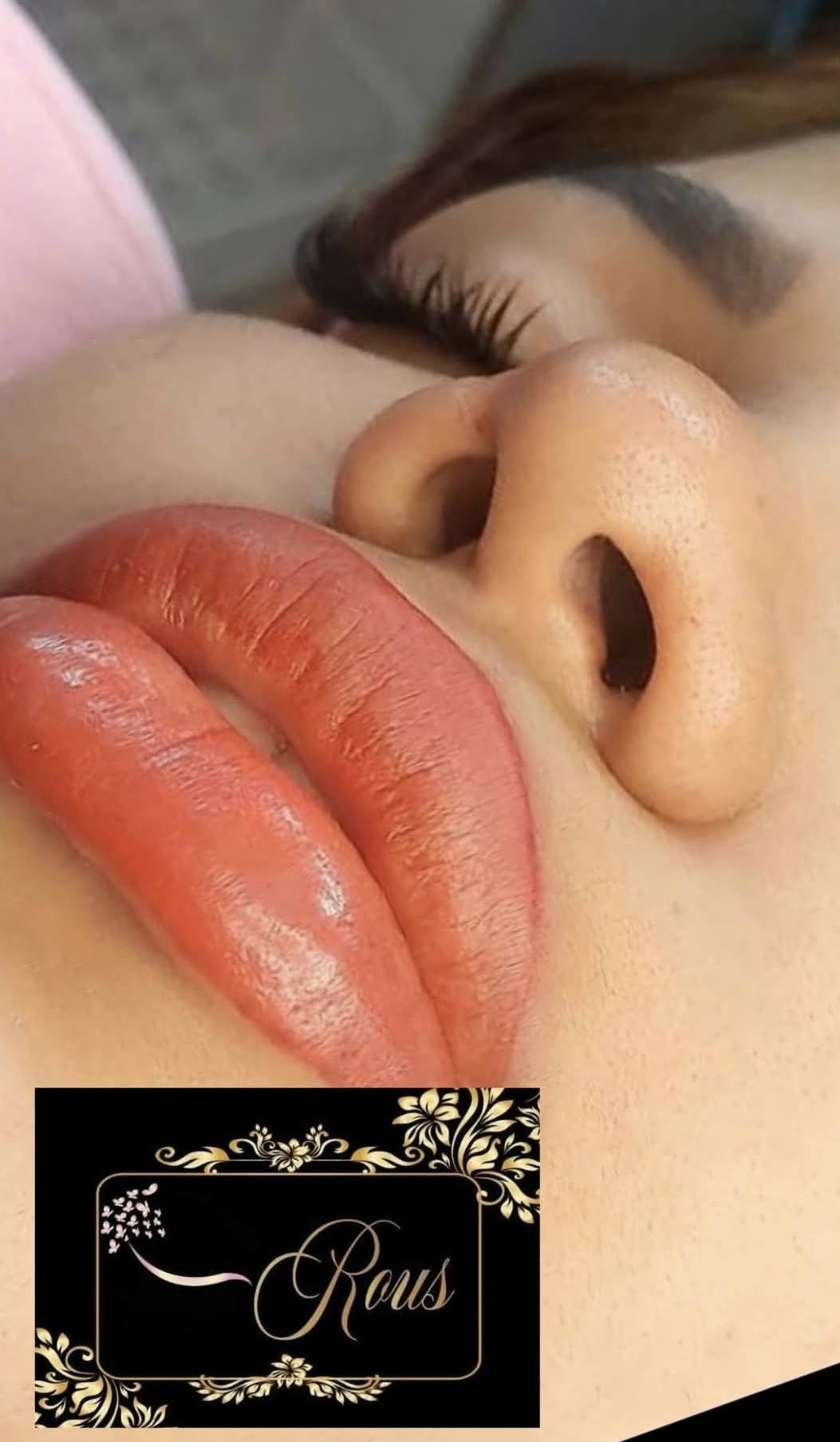 Brow lamination sleek look